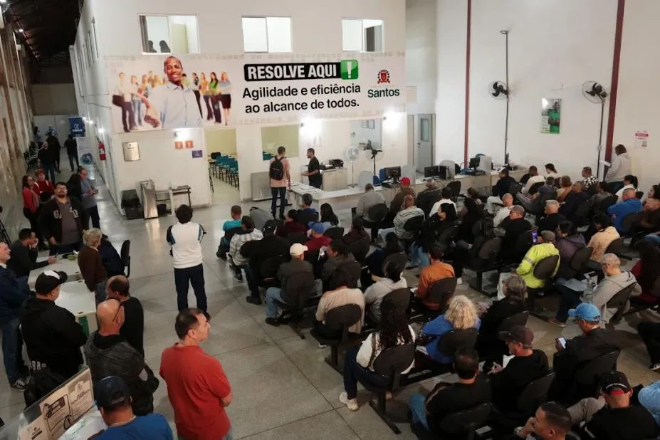 Santos lidera geração de empregos na Baixada Santista no primeiro semestre