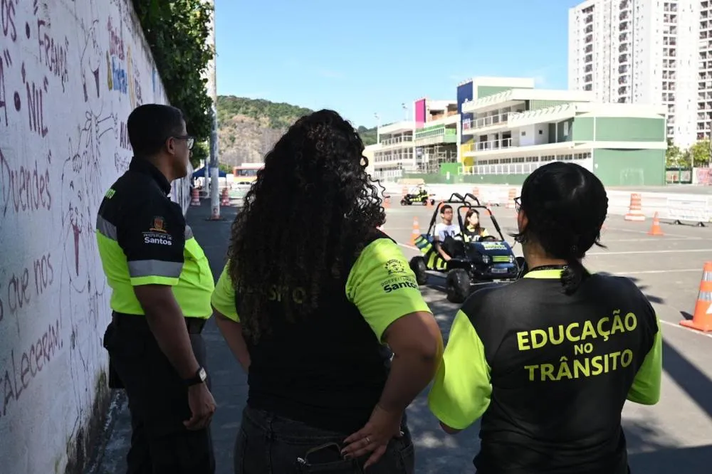 Minicidade do Trânsito leva educação e diversão gratuita à Zona Noroeste de Santos