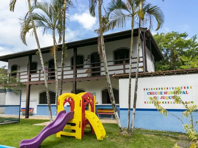 São Sebastião moderniza identificação das unidades e transforma creches em Centros de Educação Infantil