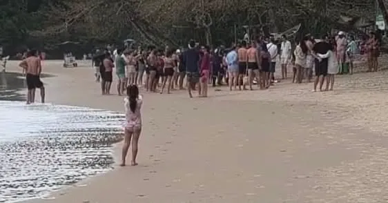 Jovem de 24 anos é reanimado após afogamento na Praia do Félix, em Ubatuba