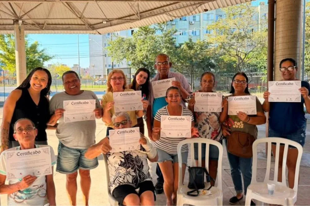 Em Cubatão, participantes de grupo antitabagismo abandonam cigarro