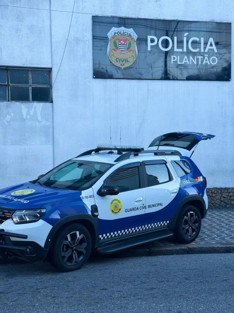 GCM de São Vicente cumpre mandado no Parque Bitaru
