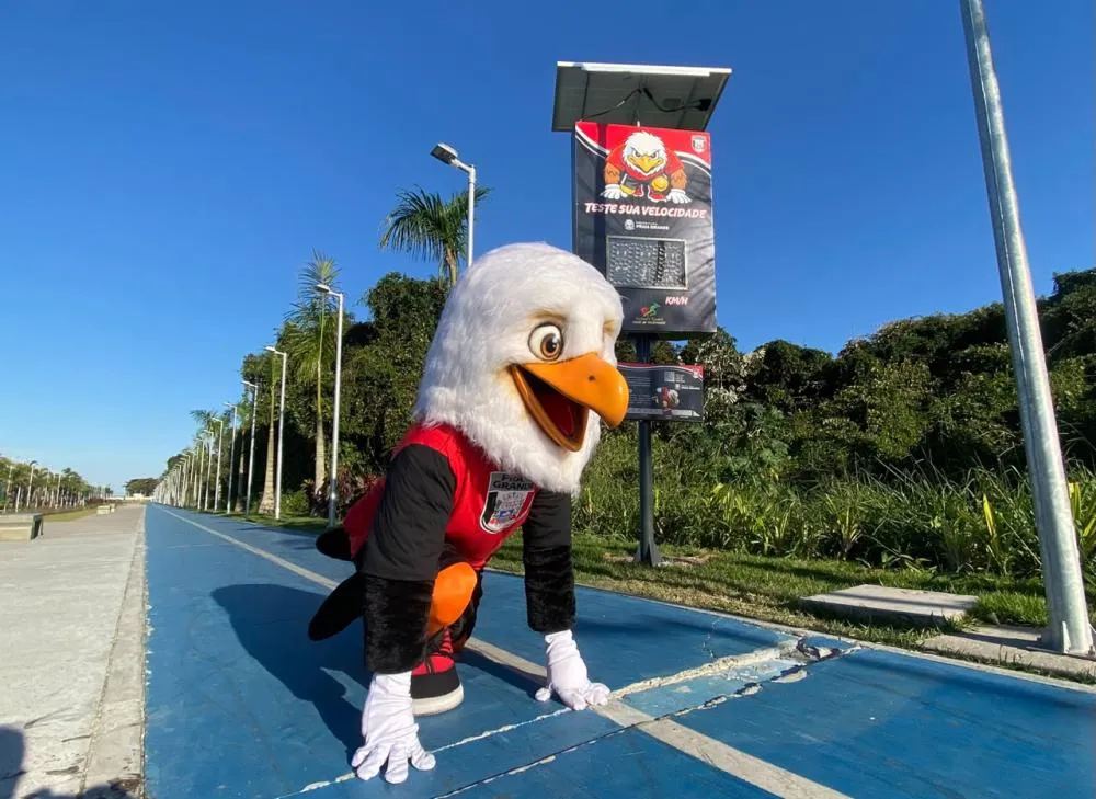 ‘Radar de velocidade’ vira febre e diverte corredores no Parque de Lazer Mirim